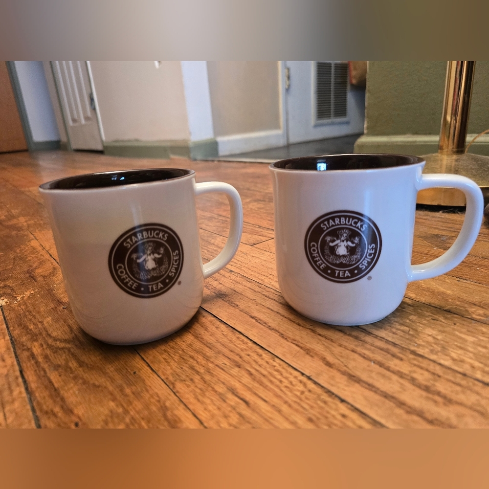 2010 Starbucks PIKES PLACE Seattle, Wa. White Mugs with Brown Interior and Logo!